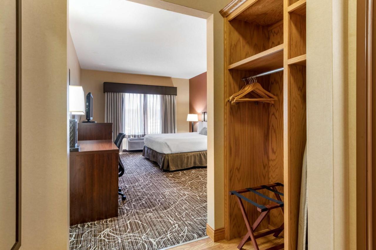Best Western Plus Chelsea Hotel Monticello Zewnętrze zdjęcie
