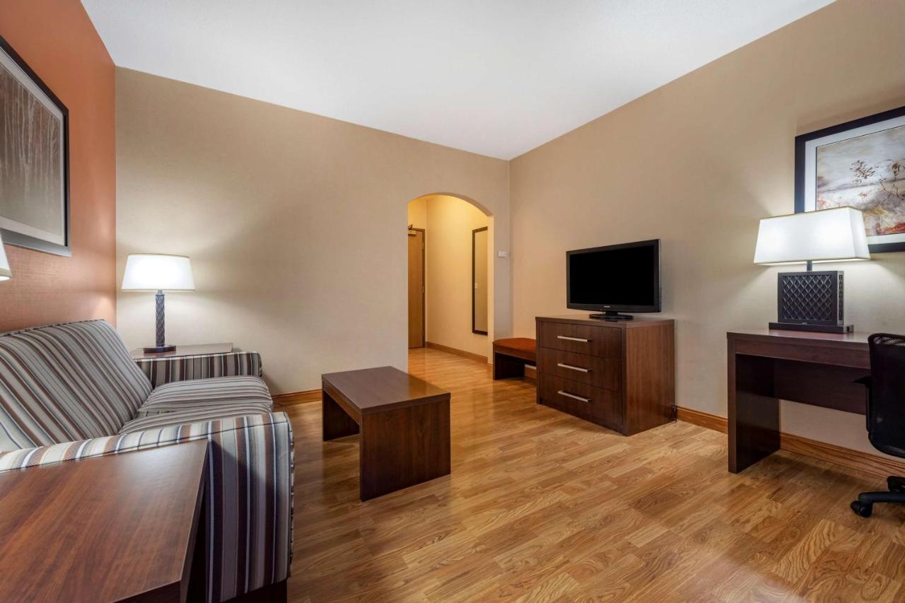 Best Western Plus Chelsea Hotel Monticello Zewnętrze zdjęcie